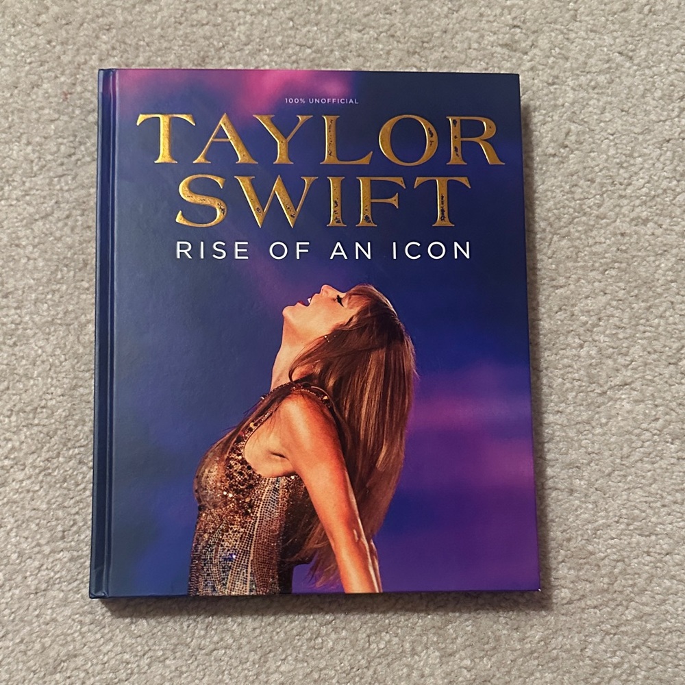 Taylor Swift: Rise of an Icon Book